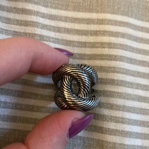 Silver color swirl ring size 7